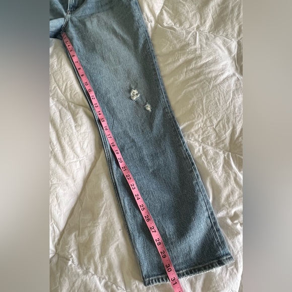 Abercrombie The 90s Straight Ultra High Rise Curve Love Ripped Knee Blue Jeans - Picture 10 of 12